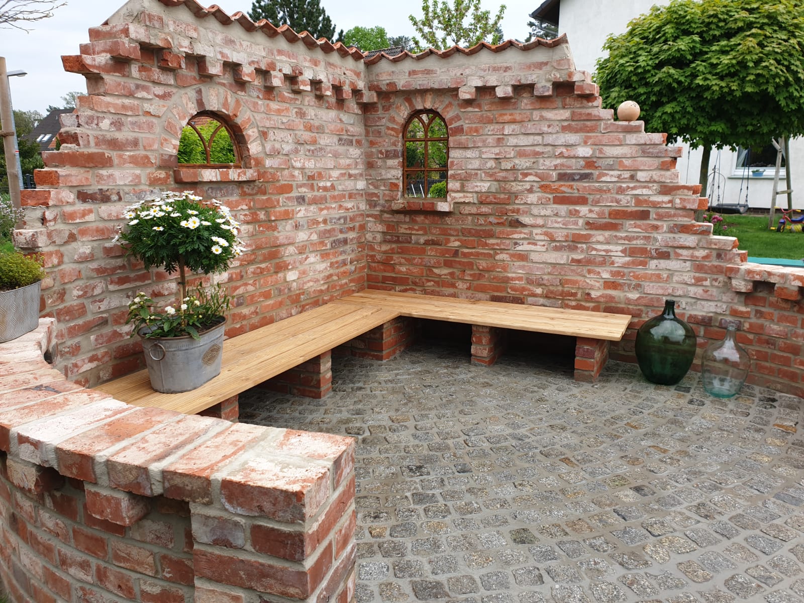 Ruinenmauer Holder Bau